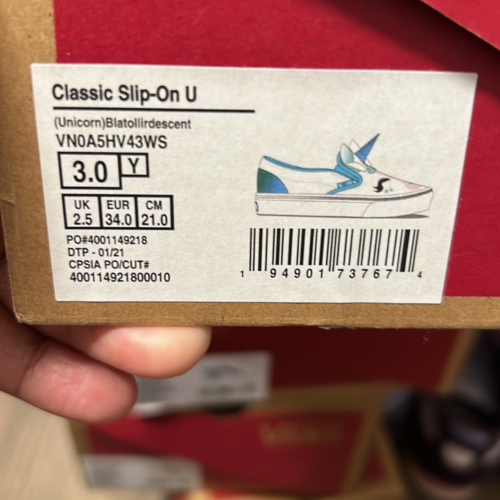 Vans - Picture 4 of 4